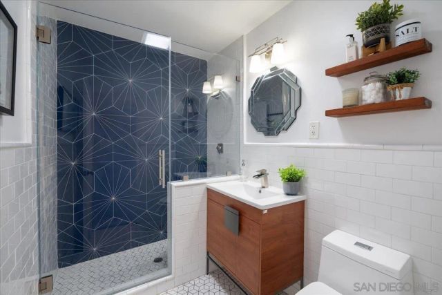 5230 Guessman, La Mesa, CA 91942