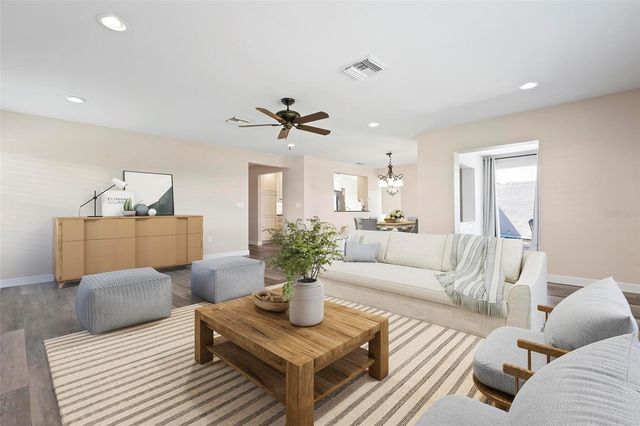 6902 8TH AVENUE W, Bradenton, FL 34209