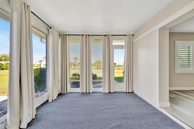 6902 8TH AVENUE W, Bradenton, FL 34209