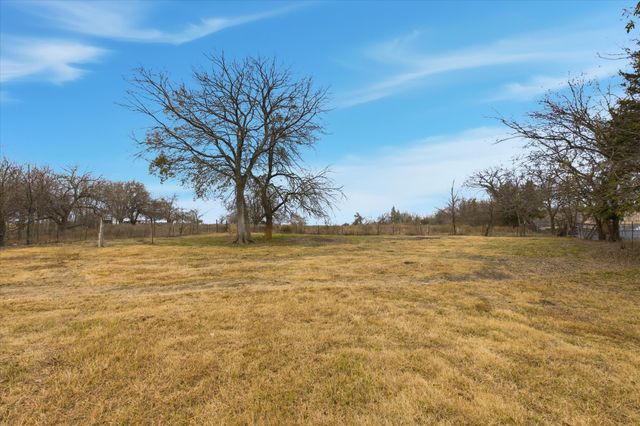540 County Road 2906, Dodd City, TX 75438