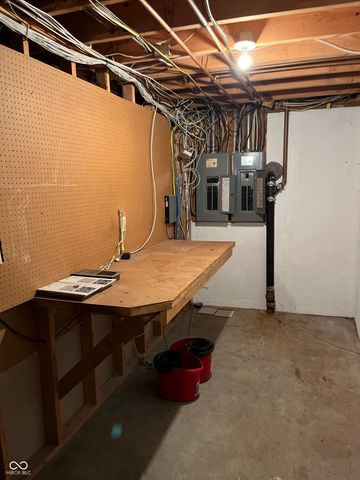 1037 Foxglove Circle, Carmel, IN 46033