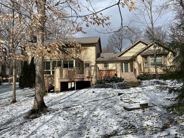 1037 Foxglove Circle, Carmel, IN 46033