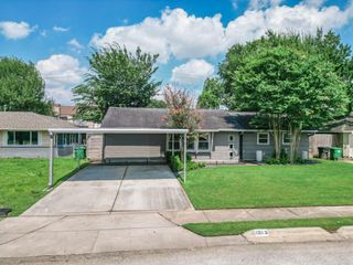 1918 Huge Oaks Street, Houston, TX 77055