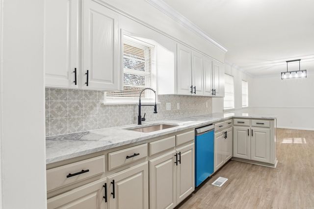 2200 Osage, North Little Rock, AR 72116