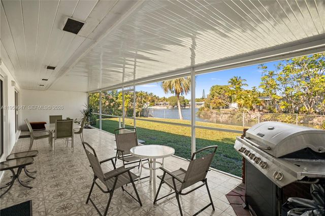 6331 SW 62nd Ter, South Miami, FL 33143