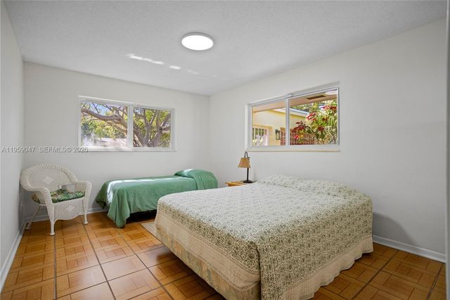 6331 SW 62nd Ter, South Miami, FL 33143