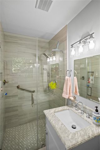 6331 SW 62nd Ter, South Miami, FL 33143