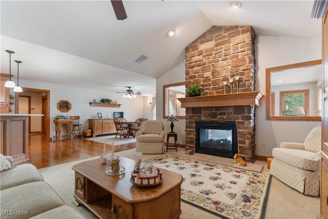 8028 Clifton Court Circle NW, Massillon, OH 44646