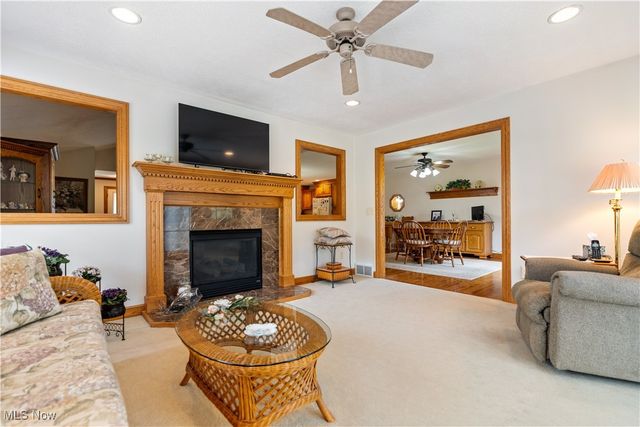 8028 Clifton Court Circle NW, Massillon, OH 44646