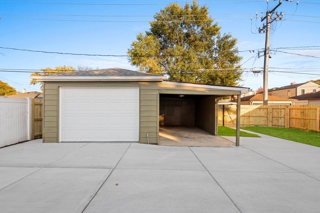 1619 N 20th Avenue, Melrose Park, IL 60160