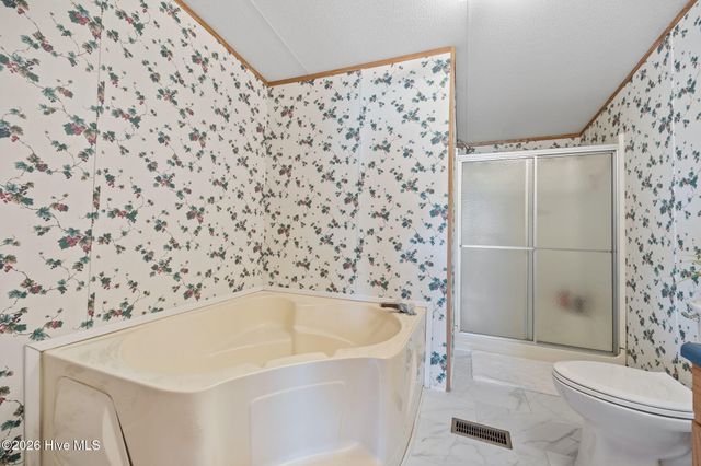 105 Crews Lane, Hubert, NC 28539