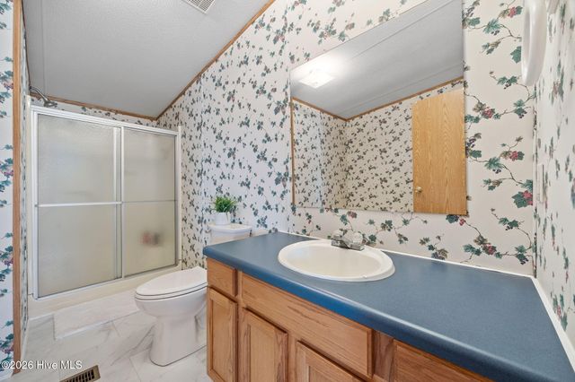 105 Crews Lane, Hubert, NC 28539