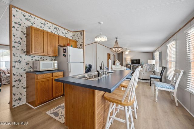 105 Crews Lane, Hubert, NC 28539