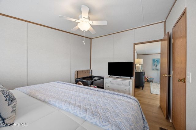 105 Crews Lane, Hubert, NC 28539