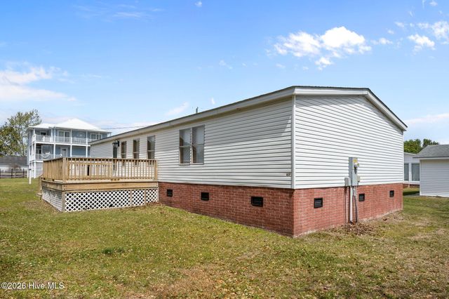 105 Crews Lane, Hubert, NC 28539