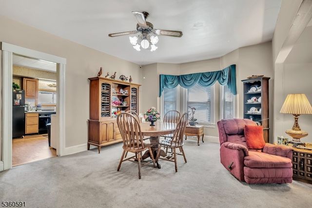 314 Park Pl, Dunellen Boro, NJ 08812