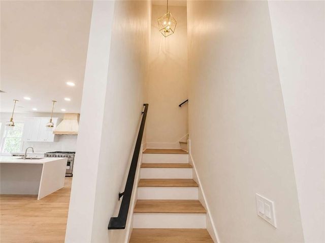 2510 Eastwood Drive, Decatur, GA 30032