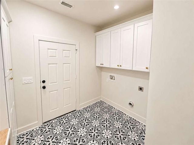 2510 Eastwood Drive, Decatur, GA 30032