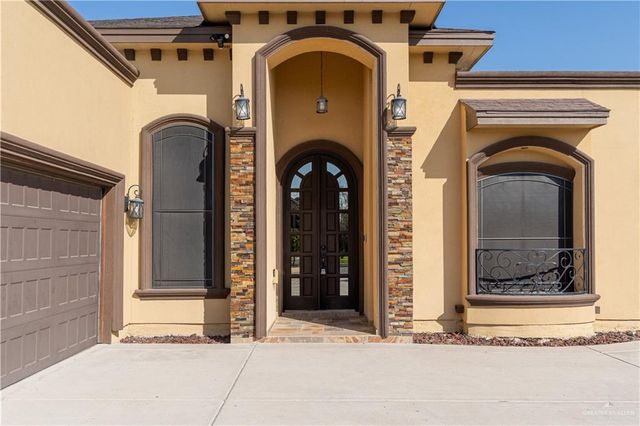 3804 Burr Drive, Edinburg, TX 78542