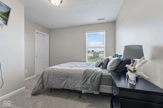 6214 Clary Lane, Greenwood, IN 46143