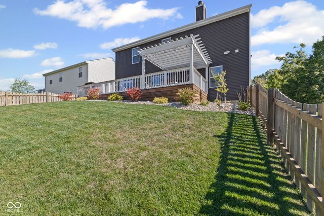 6214 Clary Lane, Greenwood, IN 46143