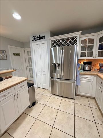 15253 SW 138th Ter, Miami, FL 33196