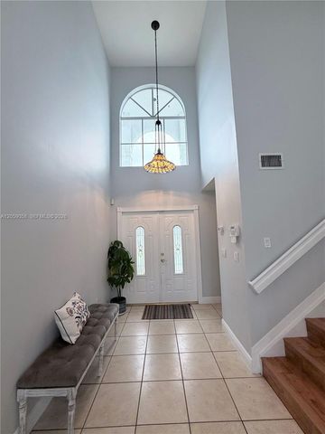 15253 SW 138th Ter, Miami, FL 33196