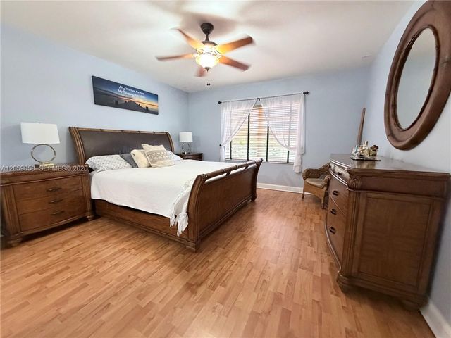 15253 SW 138th Ter, Miami, FL 33196