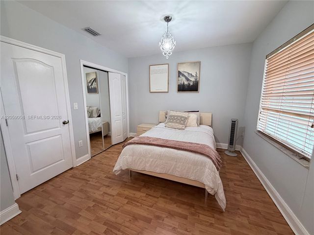 15253 SW 138th Ter, Miami, FL 33196