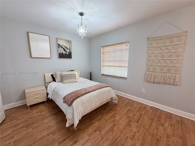 15253 SW 138th Ter, Miami, FL 33196