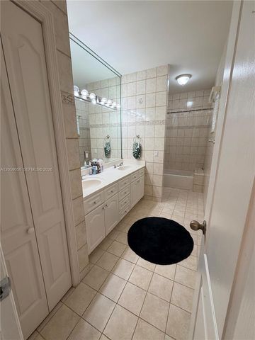15253 SW 138th Ter, Miami, FL 33196