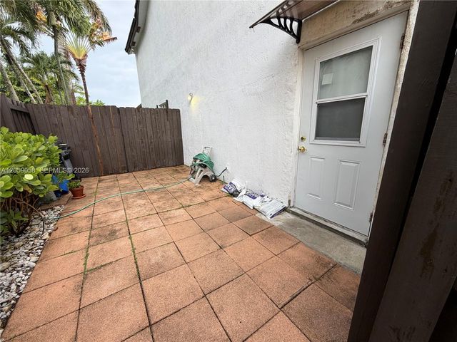 15253 SW 138th Ter, Miami, FL 33196