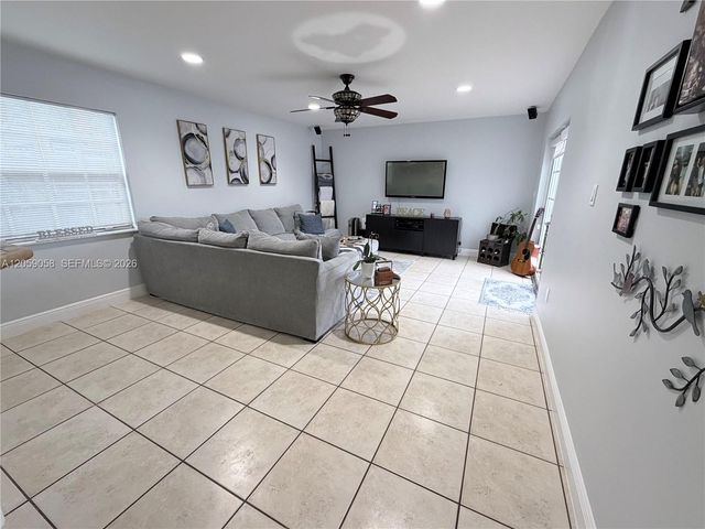 15253 SW 138th Ter, Miami, FL 33196