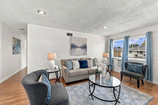 757 Warring Drive 4, San Jose, CA 95123