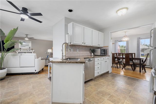 35 Gianna Drive, Cranston, RI 02921