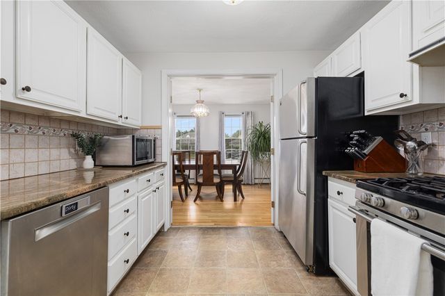 35 Gianna Drive, Cranston, RI 02921