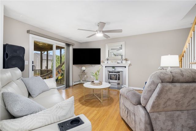 35 Gianna Drive, Cranston, RI 02921