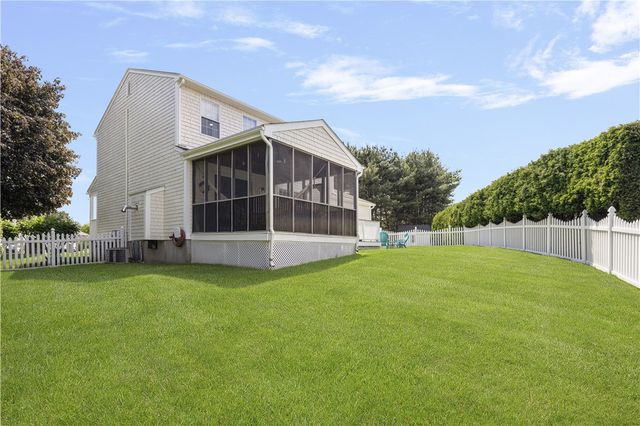 35 Gianna Drive, Cranston, RI 02921