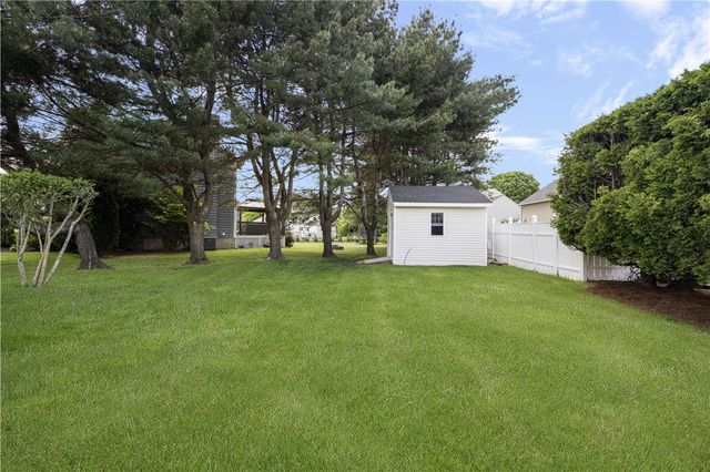 35 Gianna Drive, Cranston, RI 02921