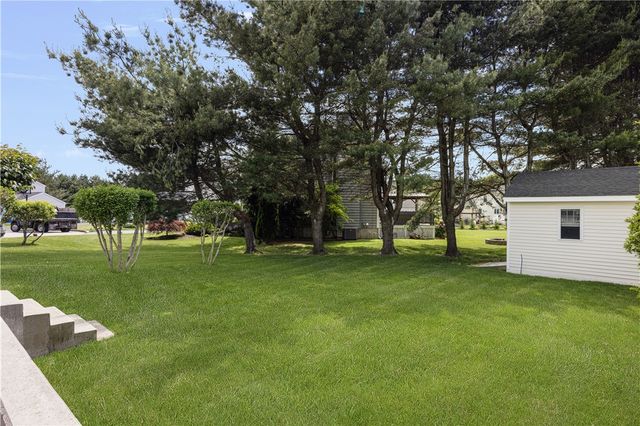35 Gianna Drive, Cranston, RI 02921