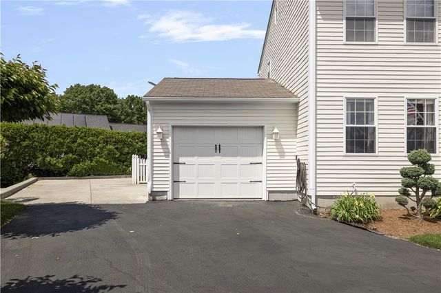 35 Gianna Drive, Cranston, RI 02921