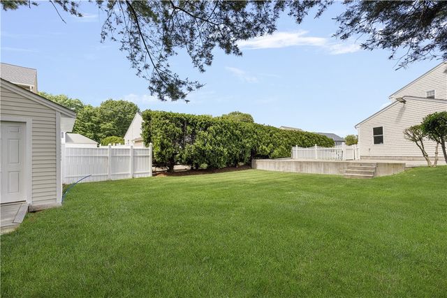 35 Gianna Drive, Cranston, RI 02921