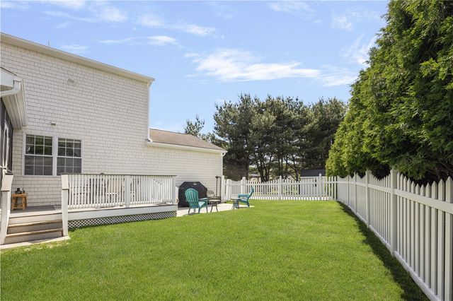 35 Gianna Drive, Cranston, RI 02921