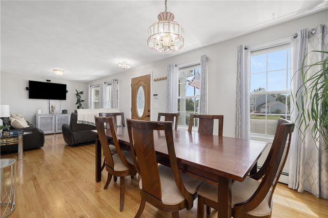 35 Gianna Drive, Cranston, RI 02921