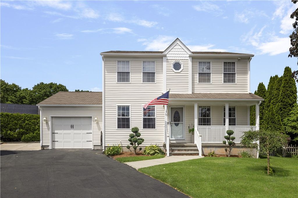 35 Gianna Drive, Cranston, RI 02921