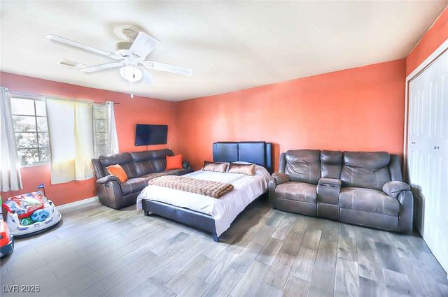 3709 El Conlon Avenue, Las Vegas, NV 89102