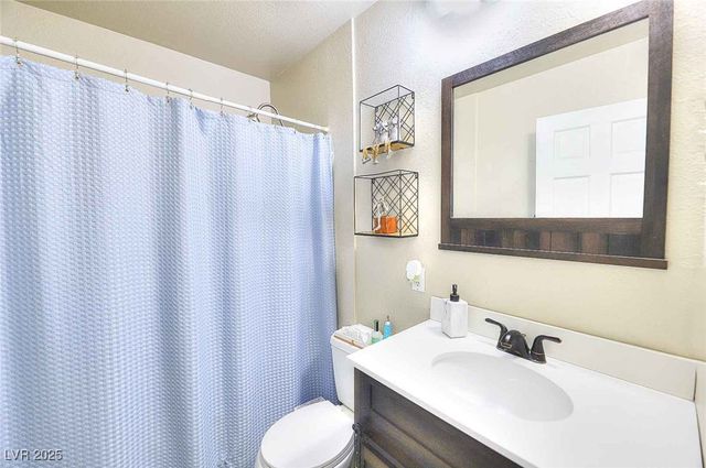 3709 El Conlon Avenue, Las Vegas, NV 89102