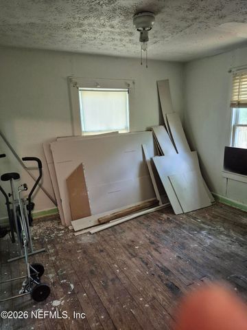 9147 GIBSON Avenue, Jacksonville, FL 32208
