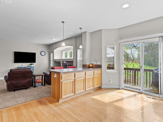 2009 Ne 157TH St, Vancouver, WA 98686