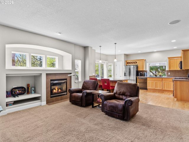 2009 Ne 157TH St, Vancouver, WA 98686